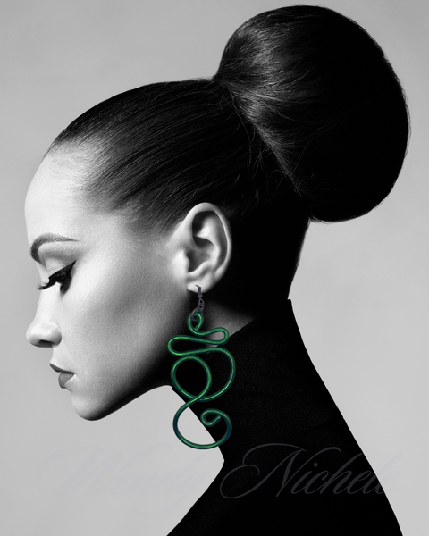 Journey Earrings (Shorts) Kelly Green