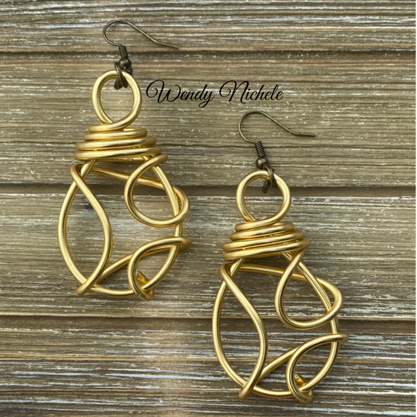 Gloria Earrings (Gold)