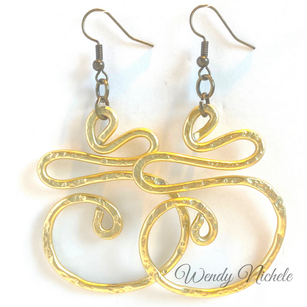 Harmony Hammered Earrings (Gold)